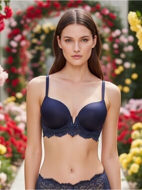 La SENZA Navy Lace-Trim Plunge Bra with Underwire